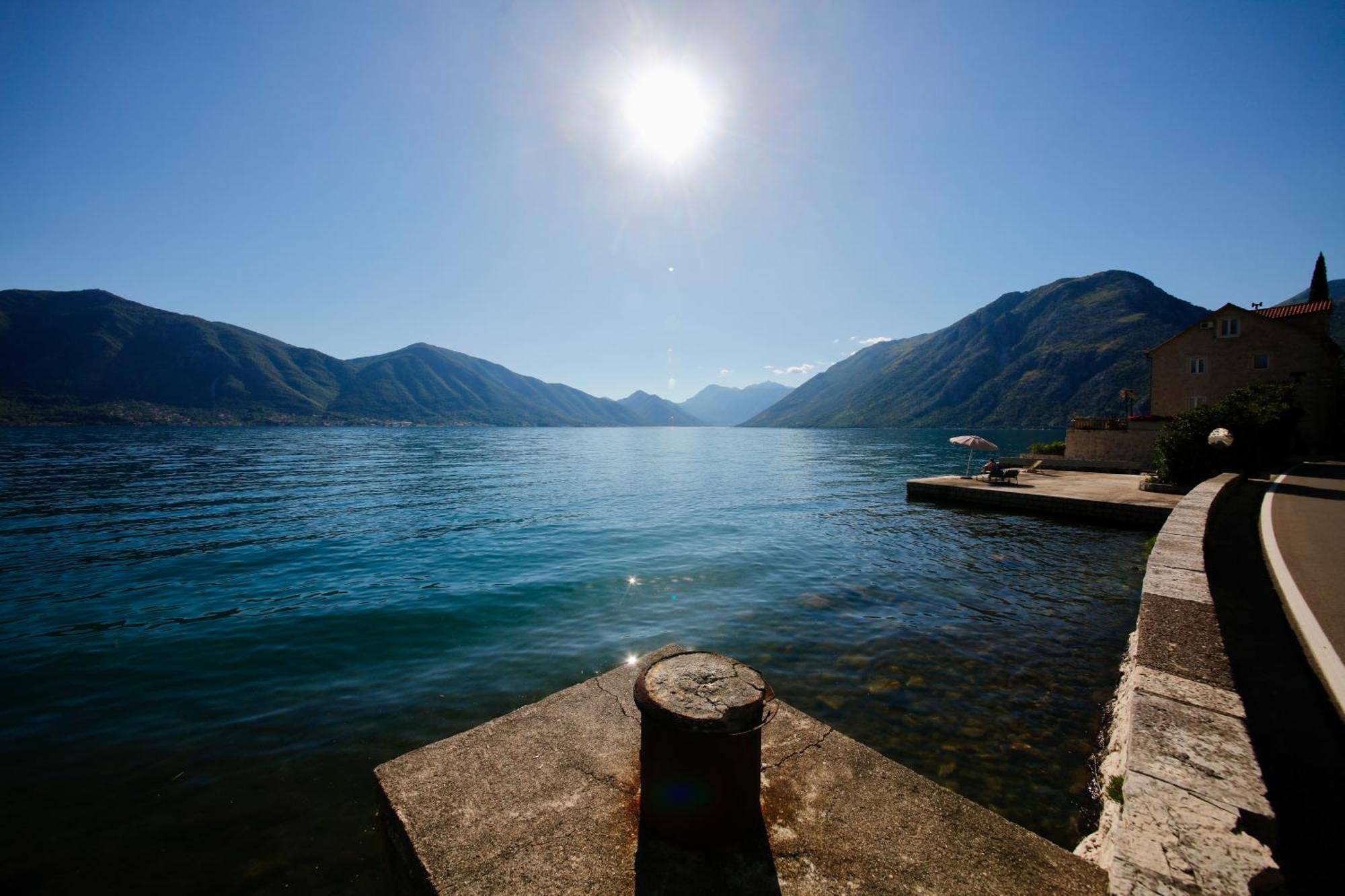 Waterfront Apartments Kotor Ngoại thất bức ảnh