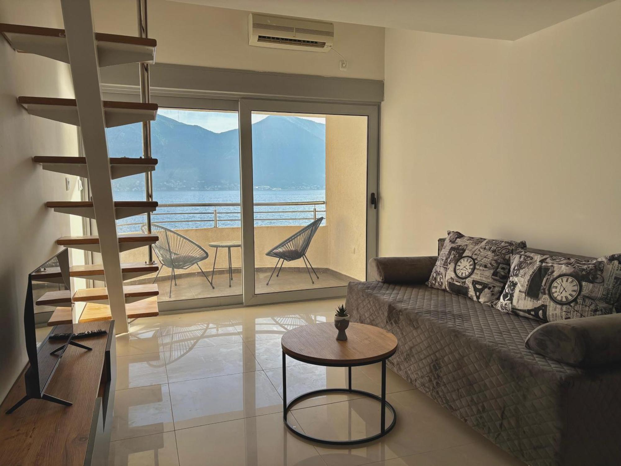 Waterfront Apartments Kotor Ngoại thất bức ảnh