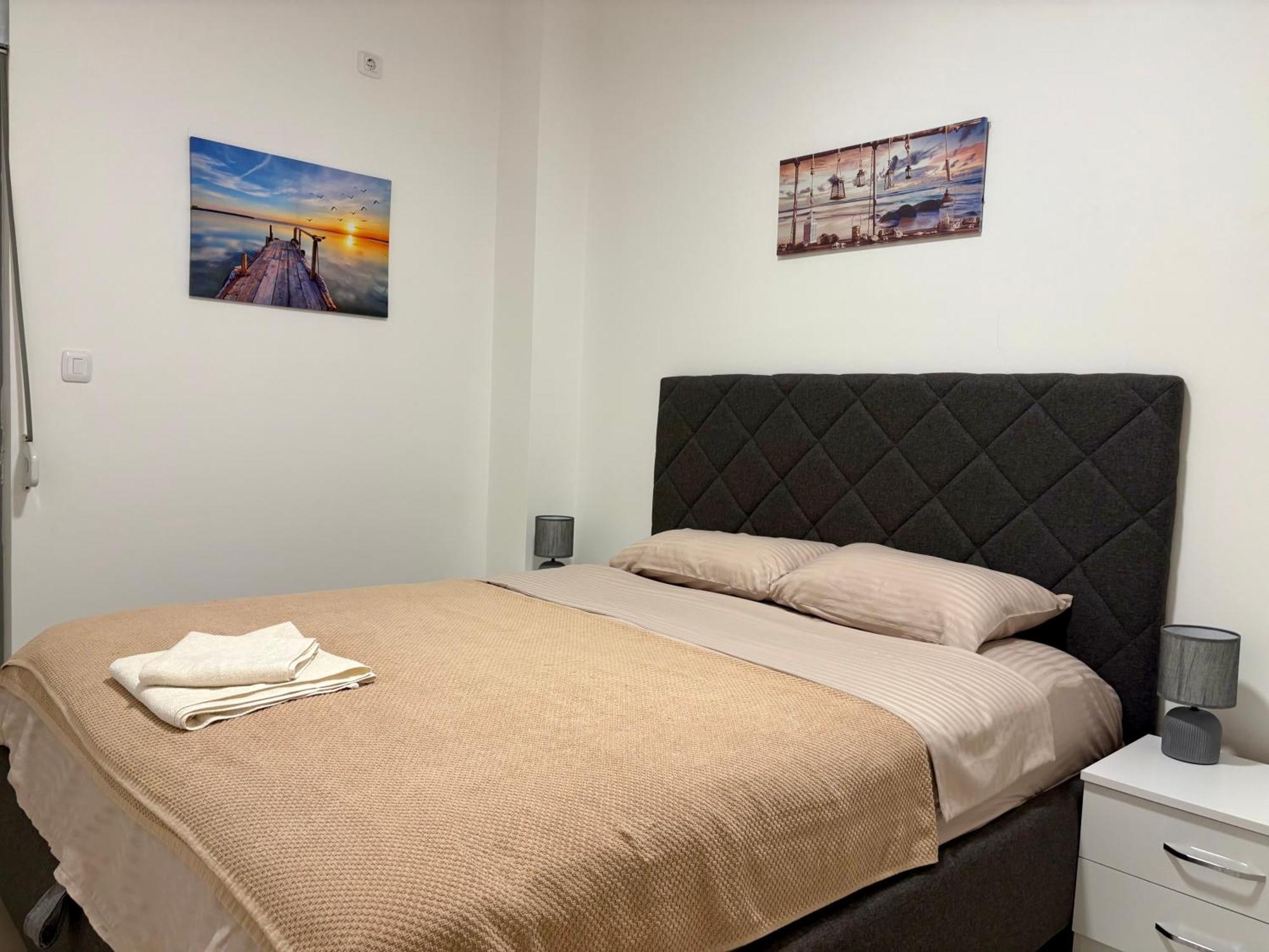 Waterfront Apartments Kotor Ngoại thất bức ảnh