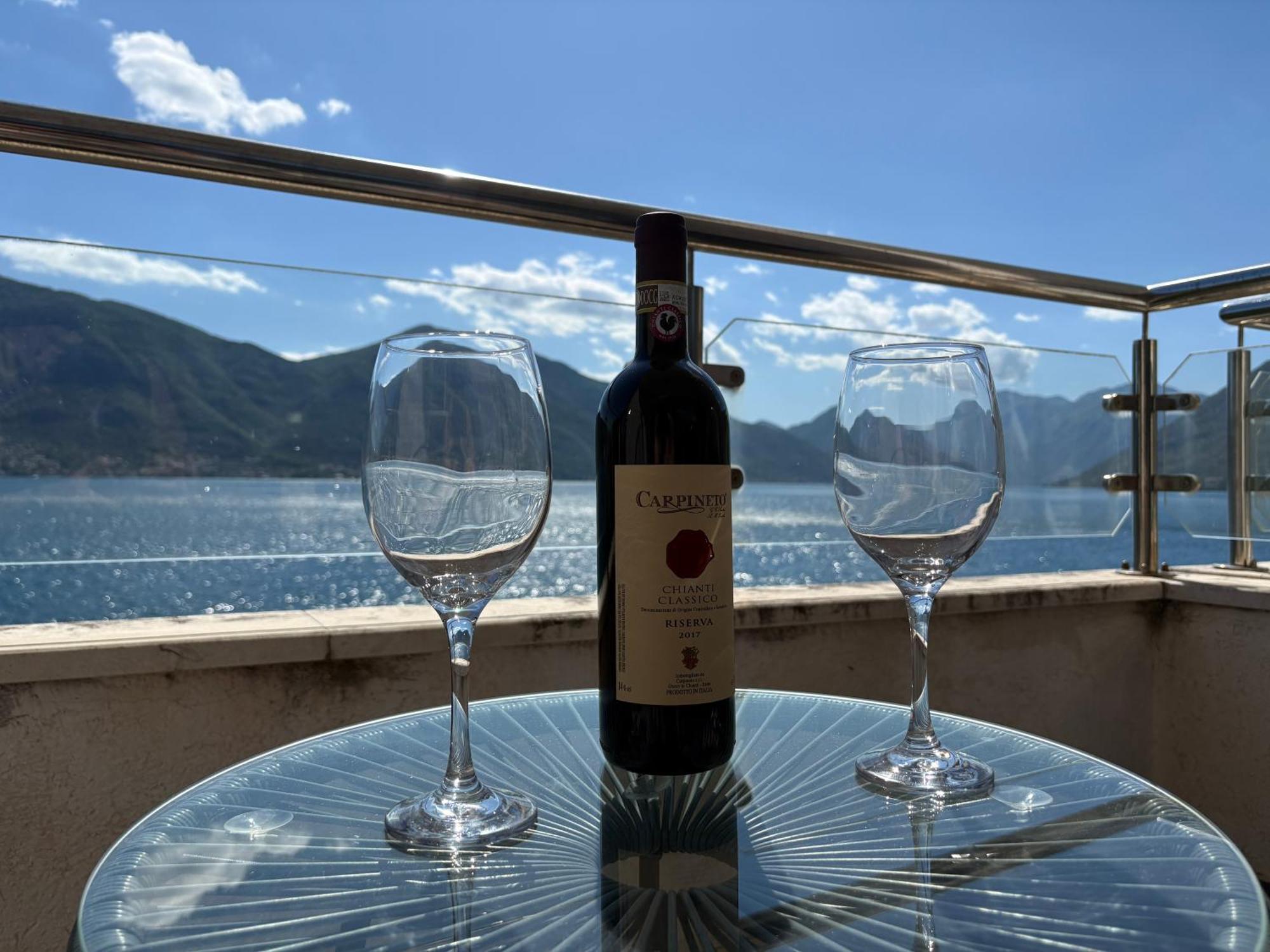Waterfront Apartments Kotor Ngoại thất bức ảnh