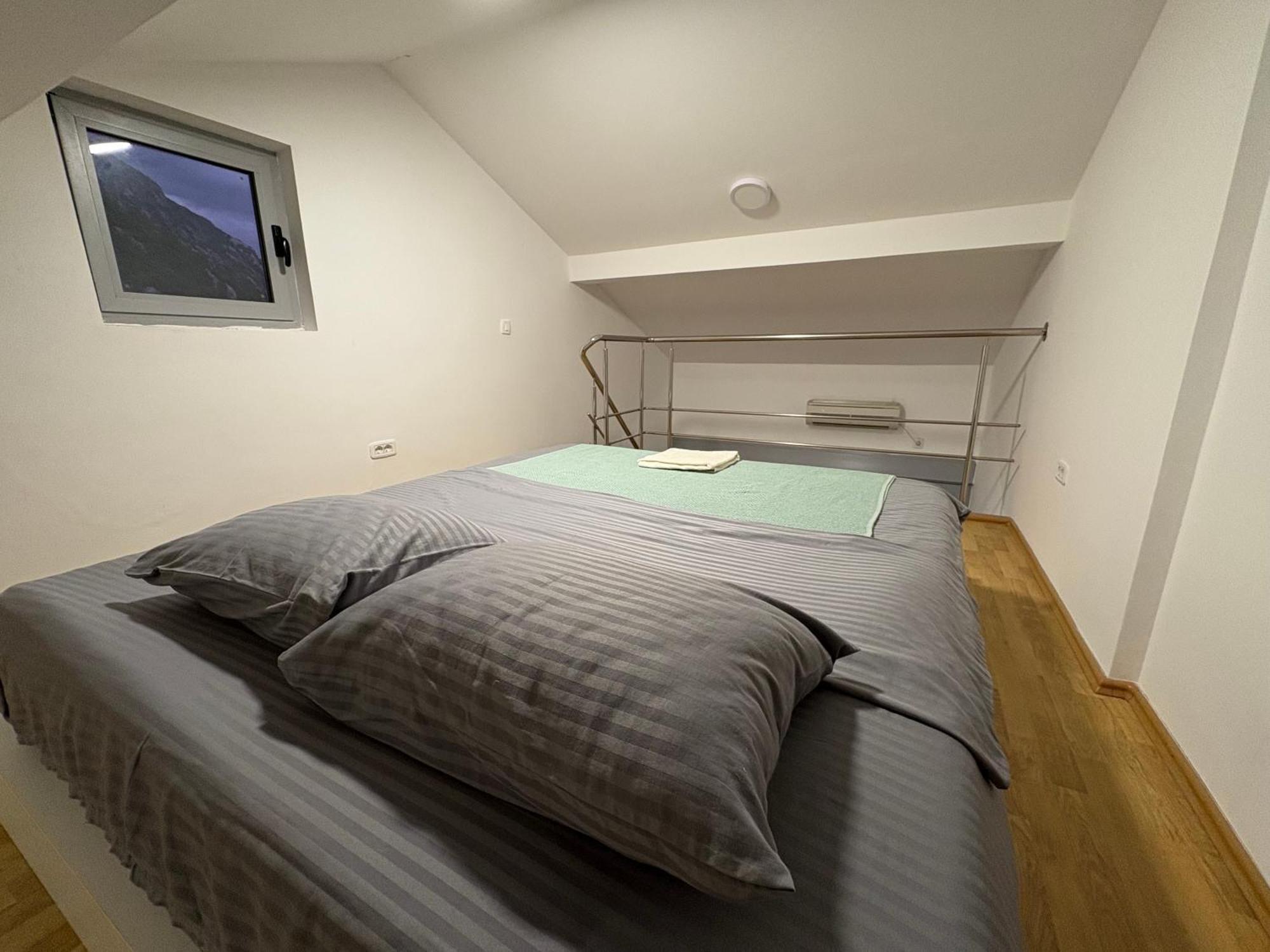 Waterfront Apartments Kotor Ngoại thất bức ảnh